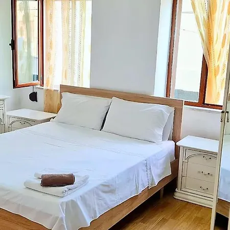 Apartment Cheap With Spacious Balcony Tirana