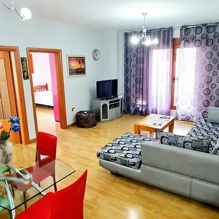 Apartment Cheap With Spacious Balcony